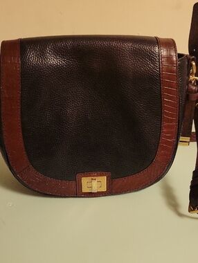 Classic Two-Tone Leather Saddle Bag in Dark Brown and Brown